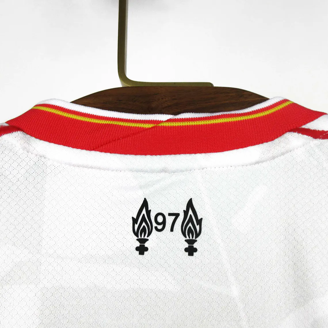 Liverpool Away 24/25 8