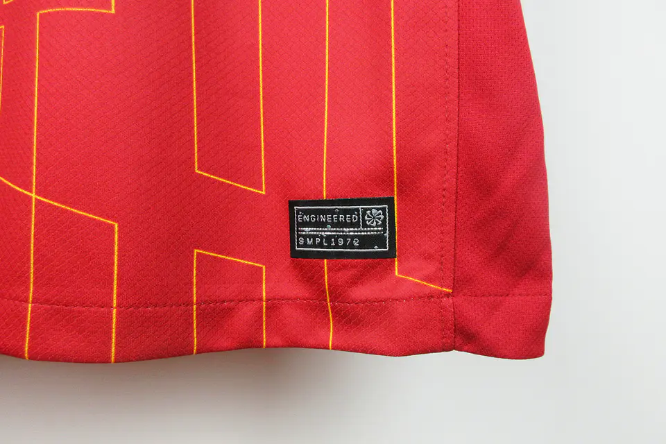 Liverpool Home 24/25 10