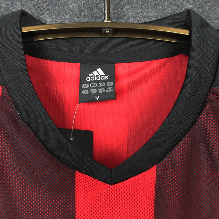 Milan Home 02/03 7