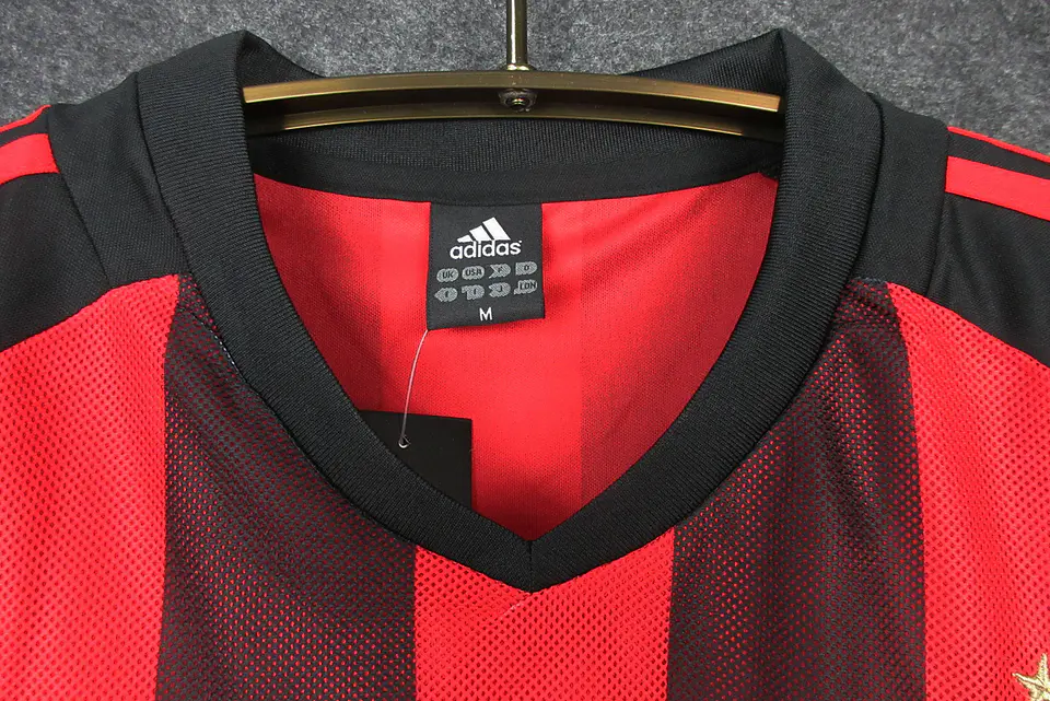 Milan Home 02/03 7