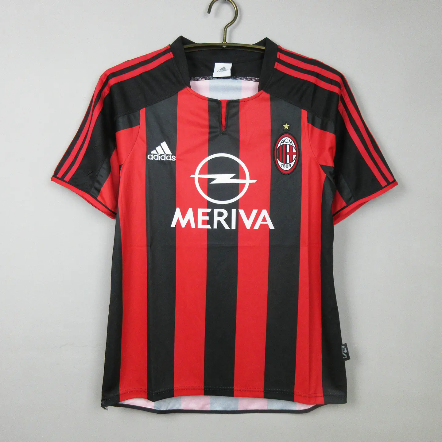 Milan Home 03/04 1