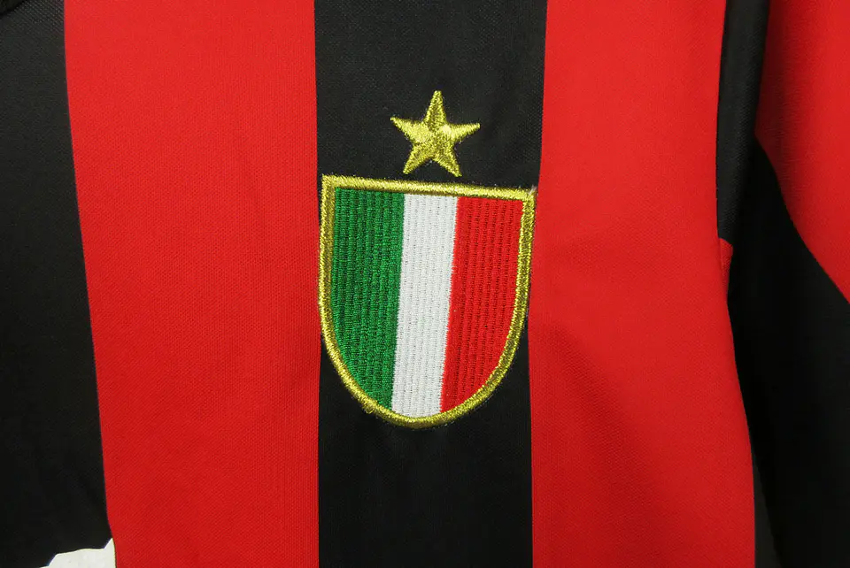 Milan Home 88/89 4