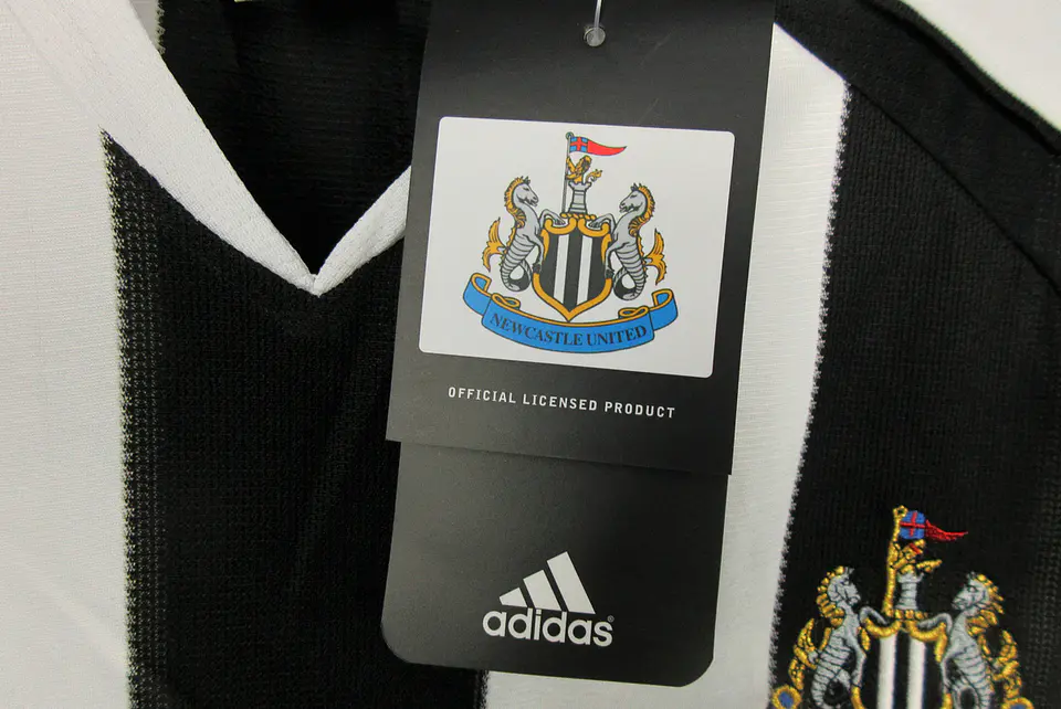 Newcastle Home 05/06 9