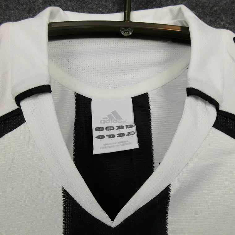 Newcastle Home 05/06 4