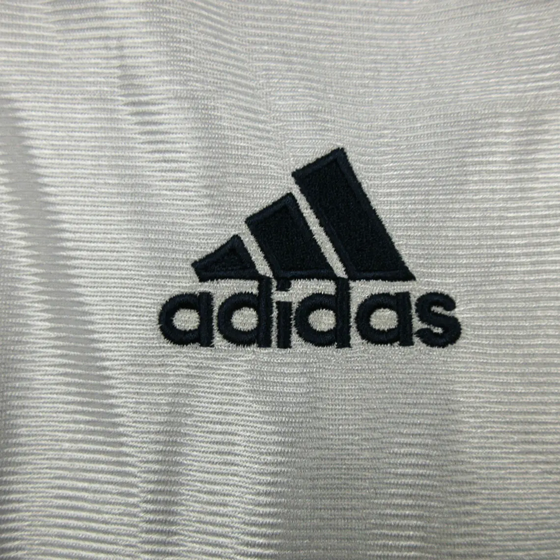 Real Madrid Home 98/00 7