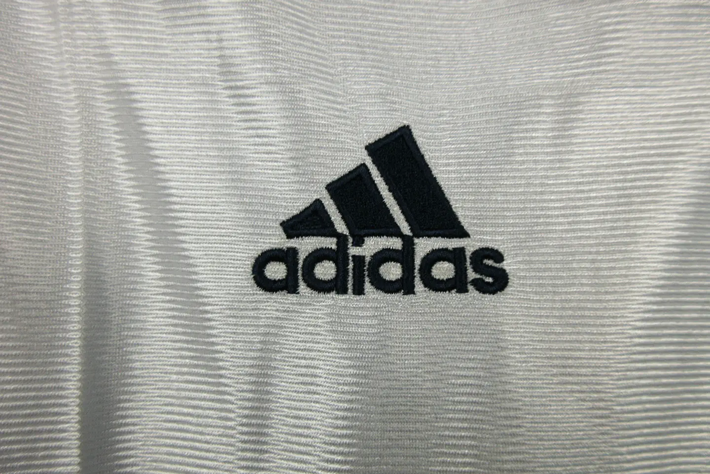 Real Madrid Home 98/00 7