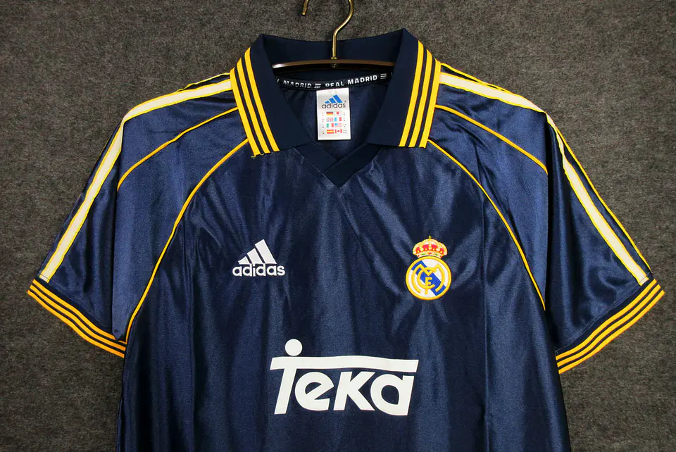 Real Madrid Third 98/99 2
