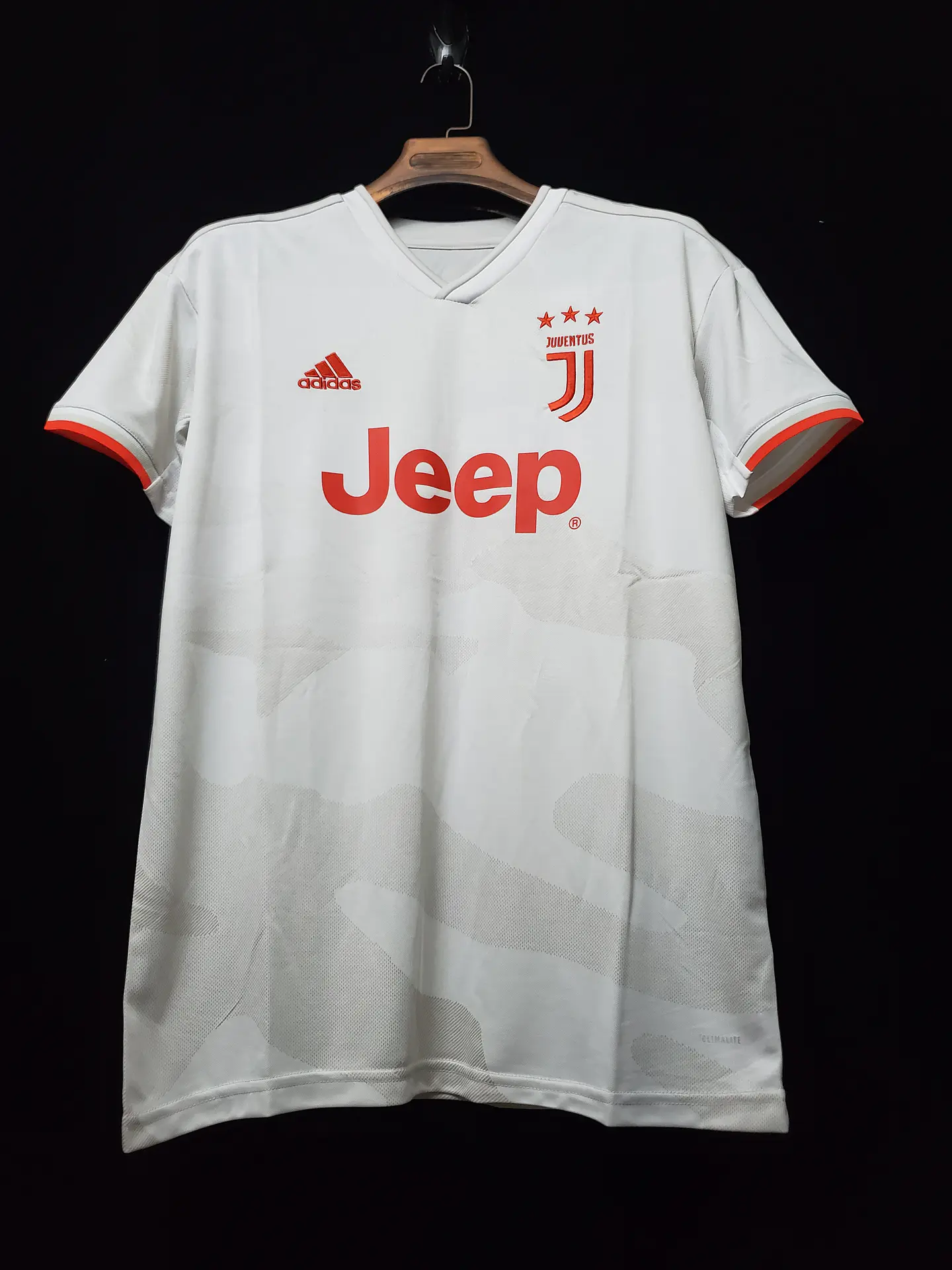 Juventus Away 19/20 4