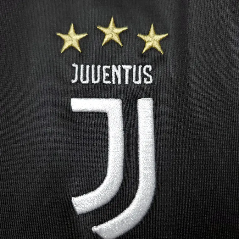 Juventus Home 19/20 5