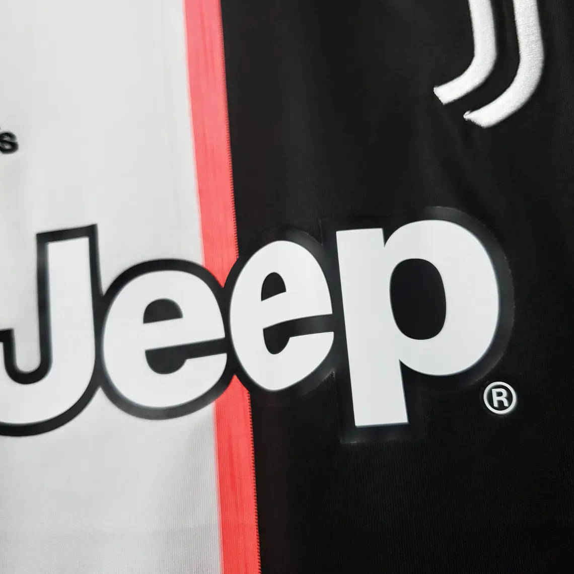 Juventus Home 19/20 4