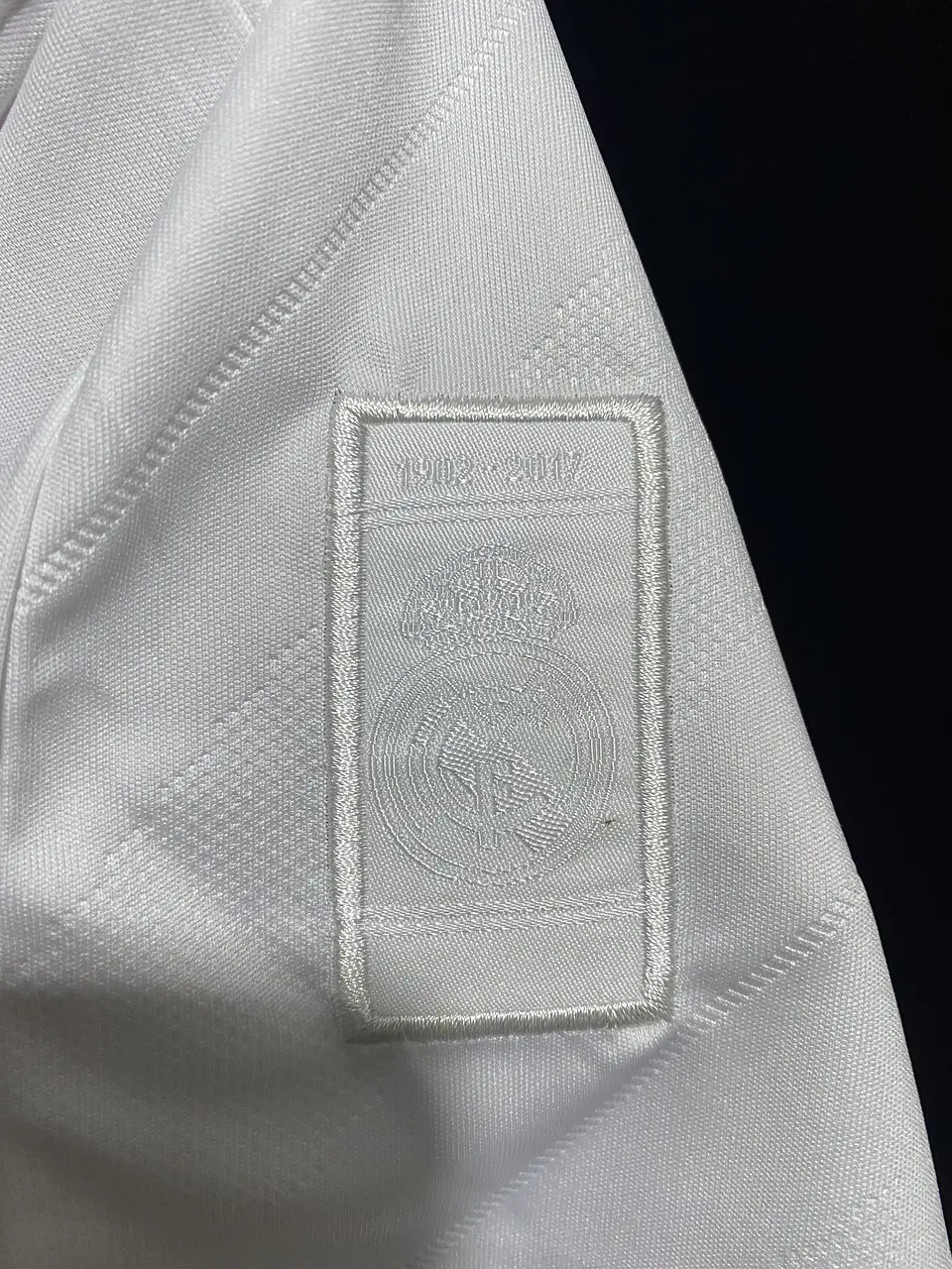 Real Madrid Home 18/19 6