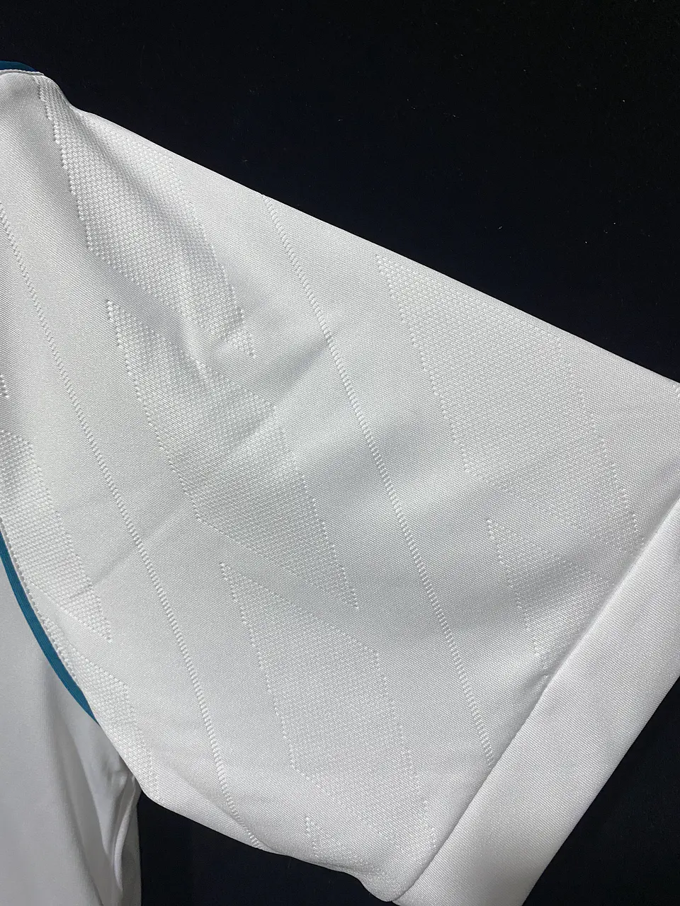Real Madrid Home 18/19 8