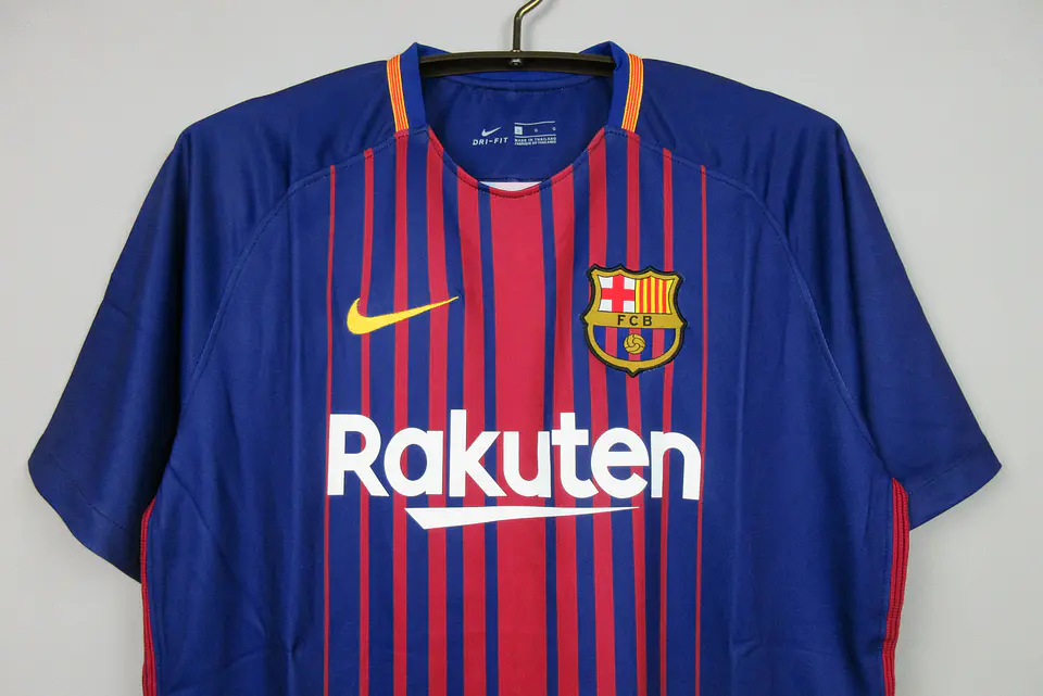 Barcelona Home 17/18 3