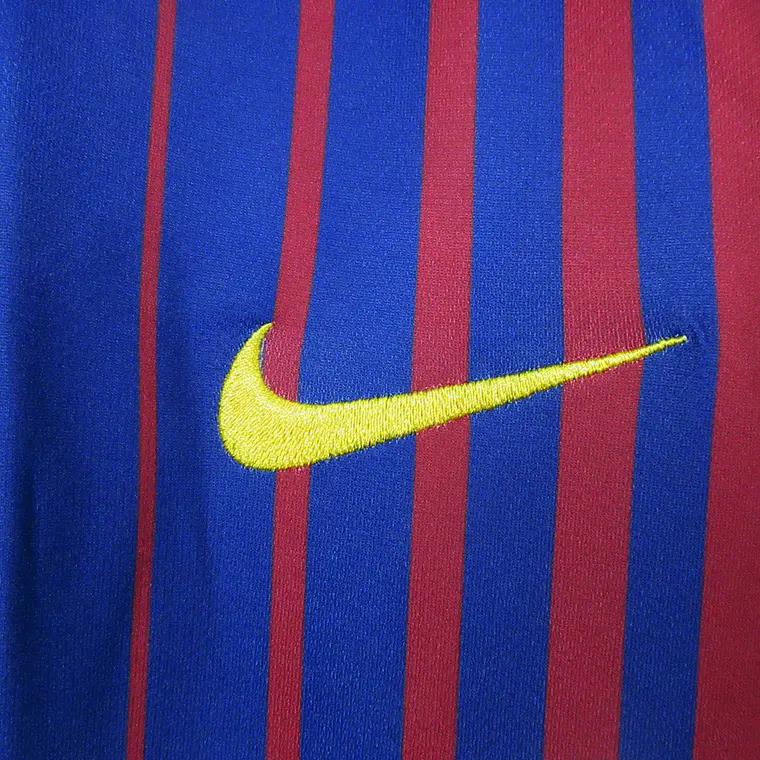 Barcelona Home 17/18 5