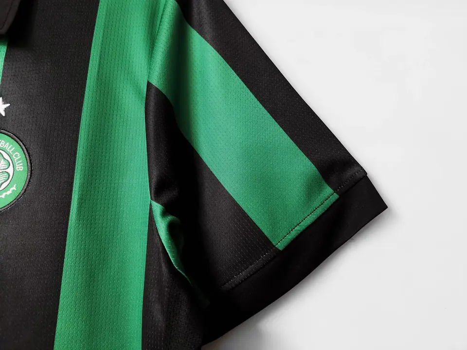 Celtic Away 06/07 7
