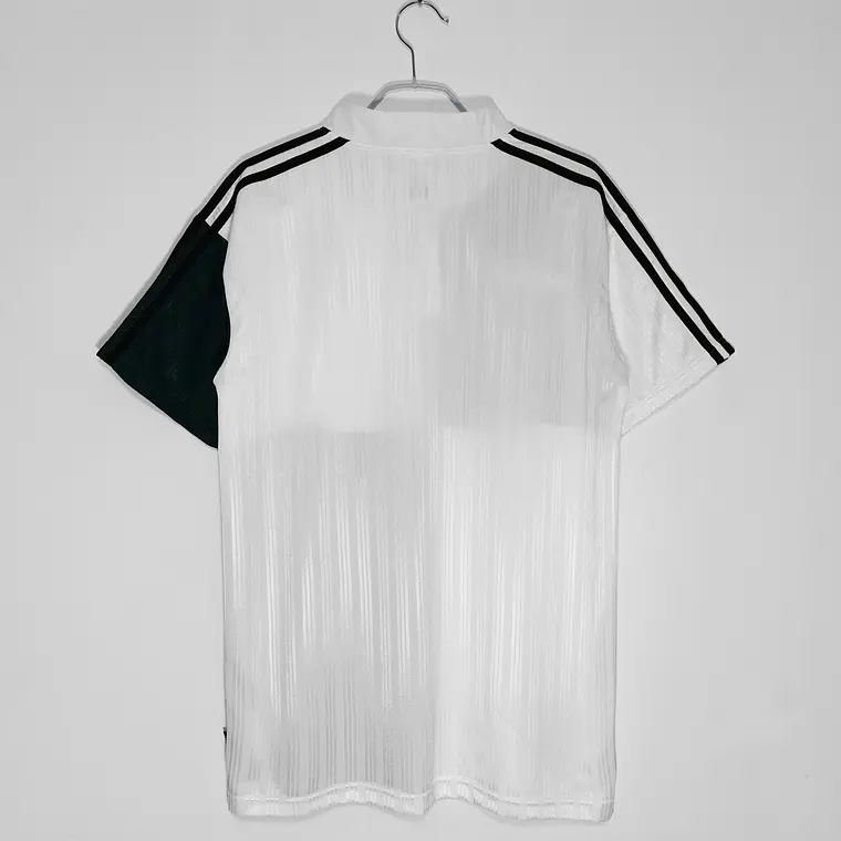 Liverpool Away 95/96 2