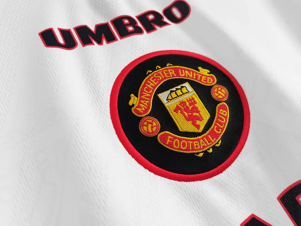 Manchester United Away 96/97 4
