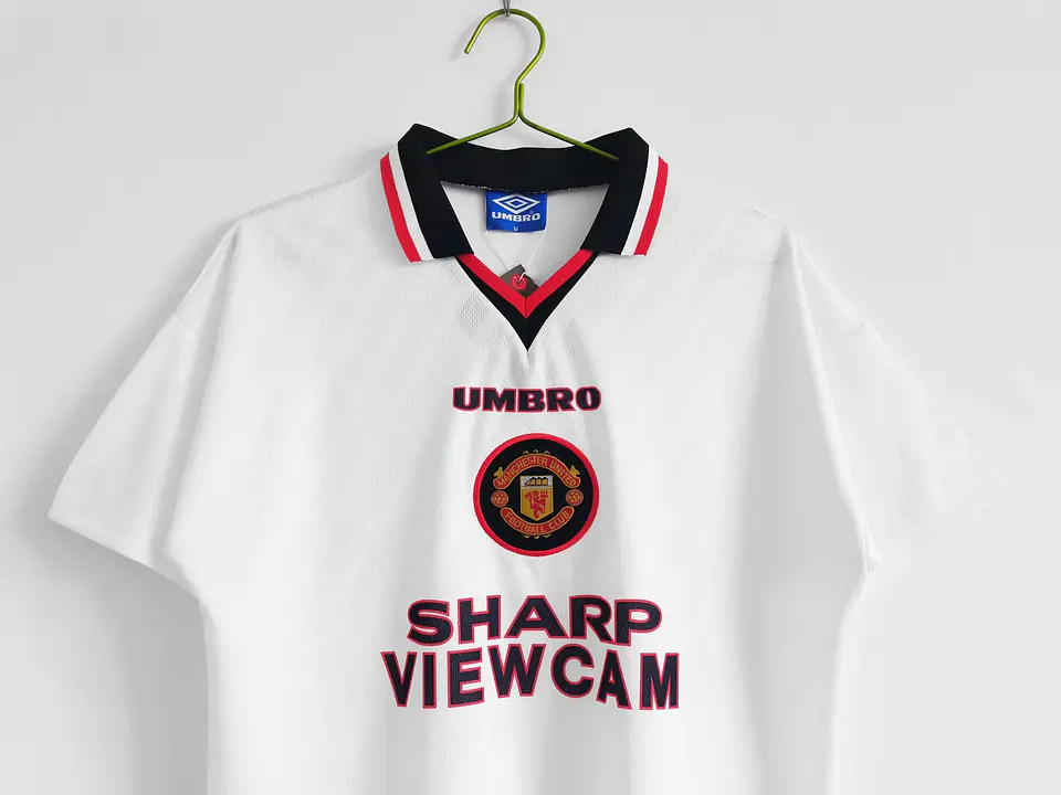 Manchester United Away 96/97 3