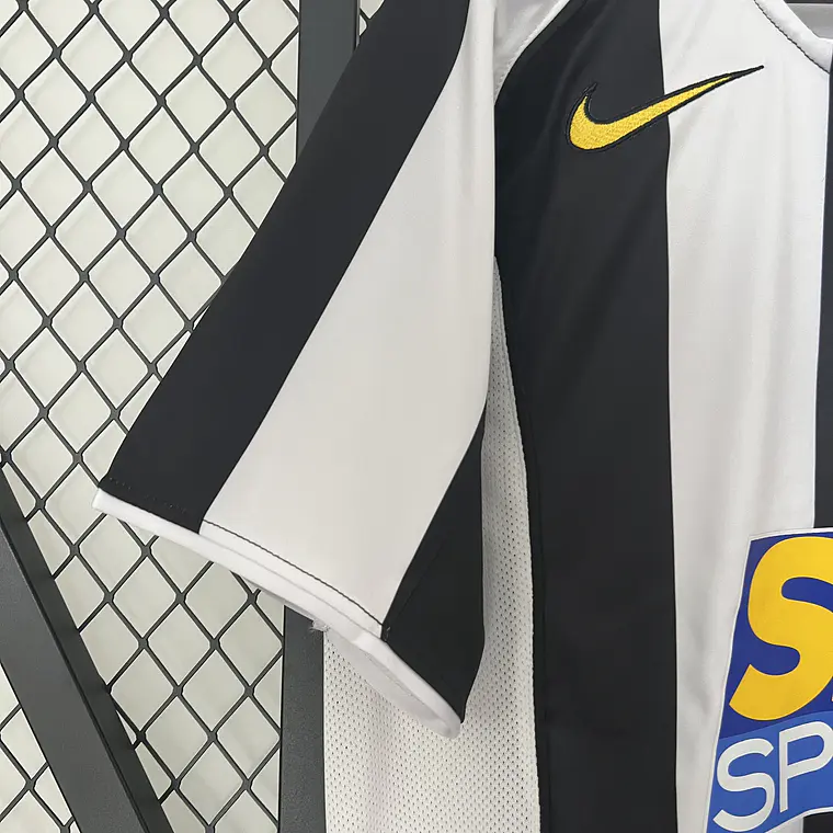 Juventus Home 04/05 5
