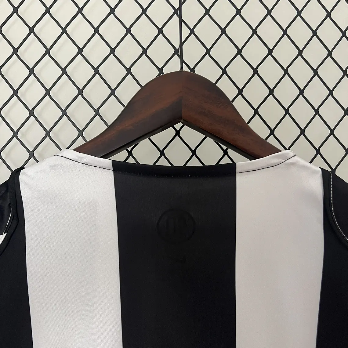 Juventus Home 04/05 10