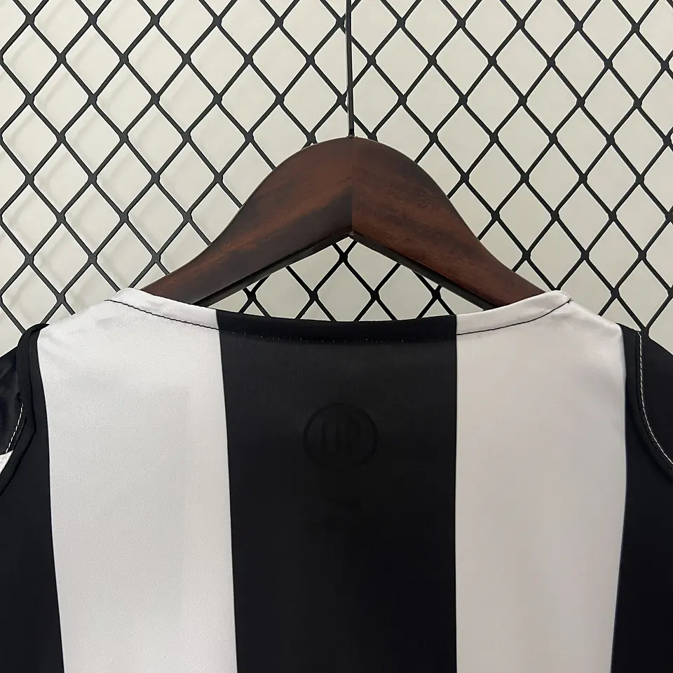 Juventus Home 04/05 10
