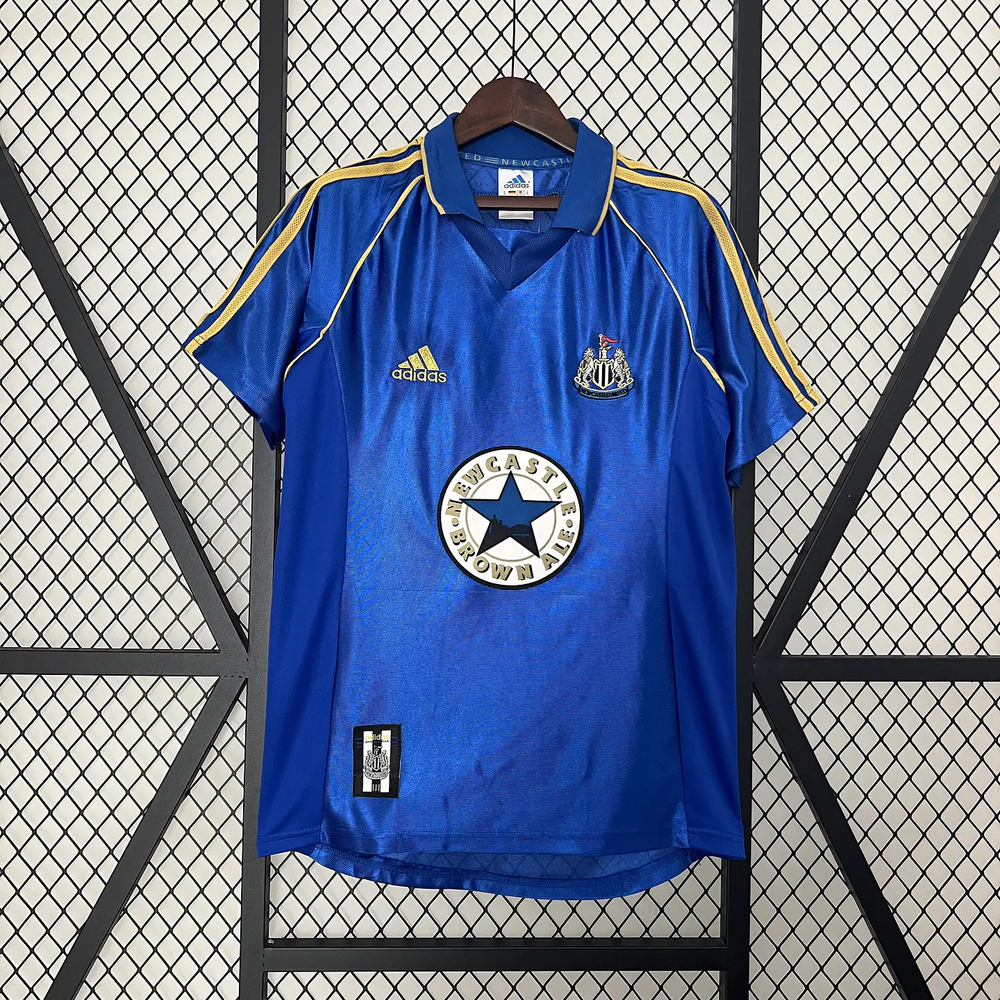 Newcastle Away 98/99 1