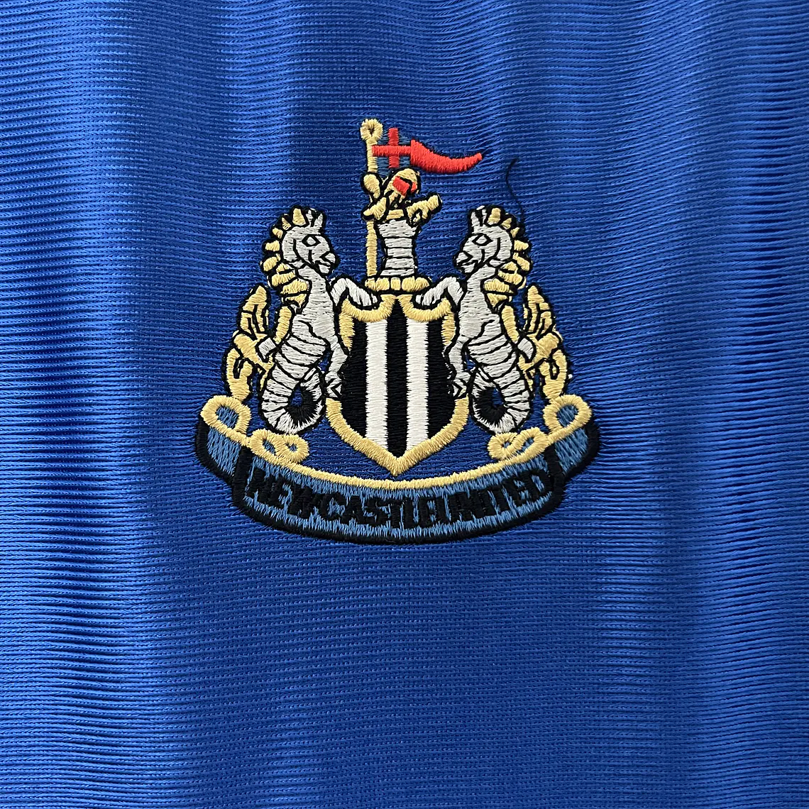 Newcastle Away 98/99 6