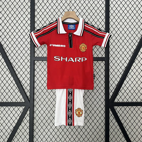 Manchester United Home 98/99 Kit Criança