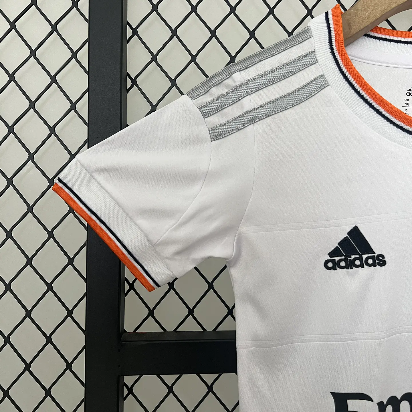 Real Madrid Home 13/14 Kit Criança 4