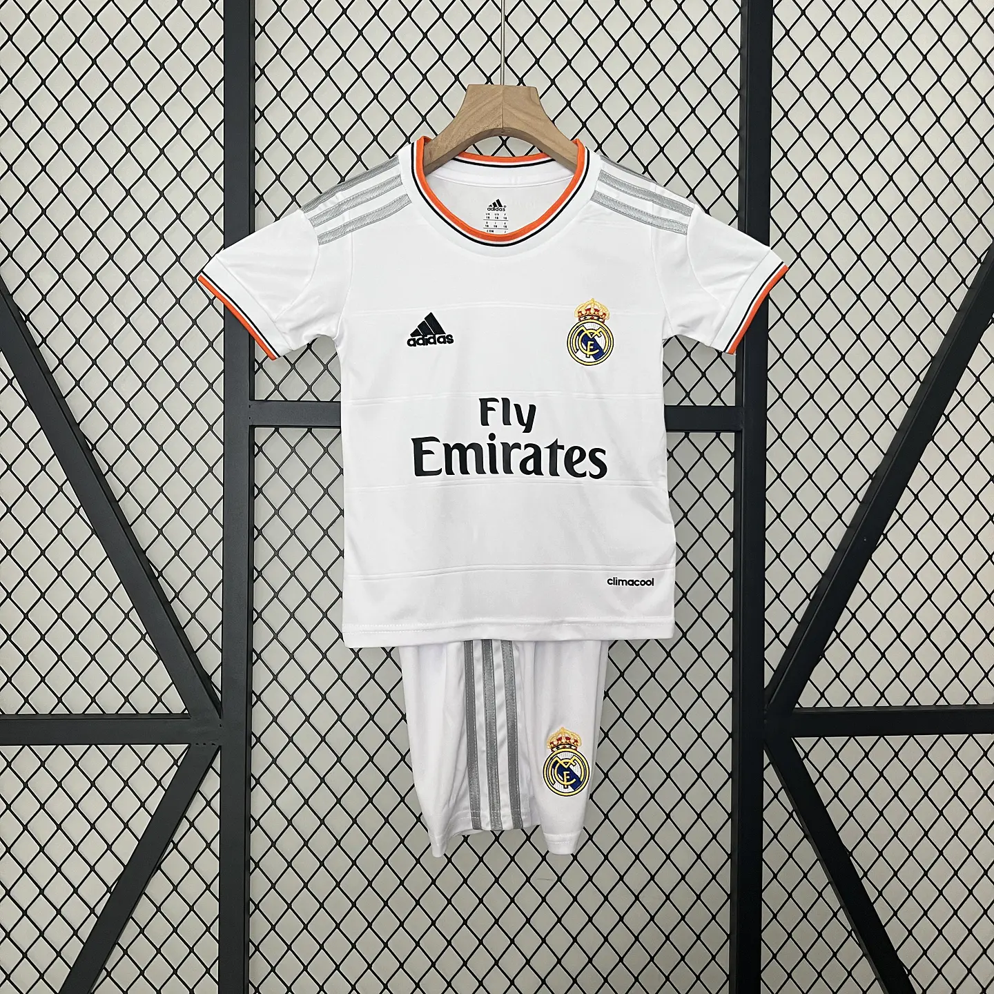 Real Madrid Home 13/14 Kit Criança 1