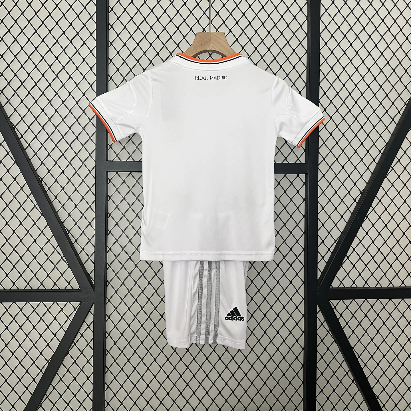 Real Madrid Home 13/14 Kit Criança 2