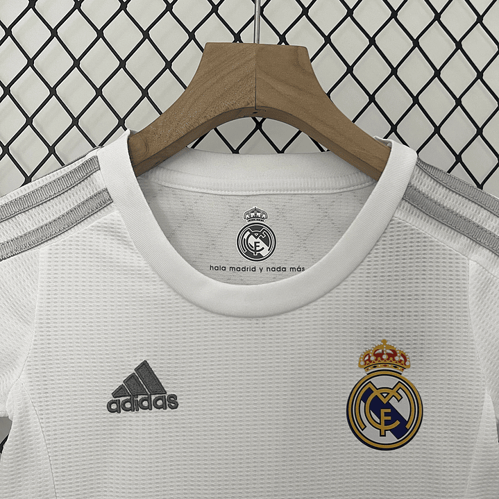 Real Madrid Home 15/16 Kit Criança 3