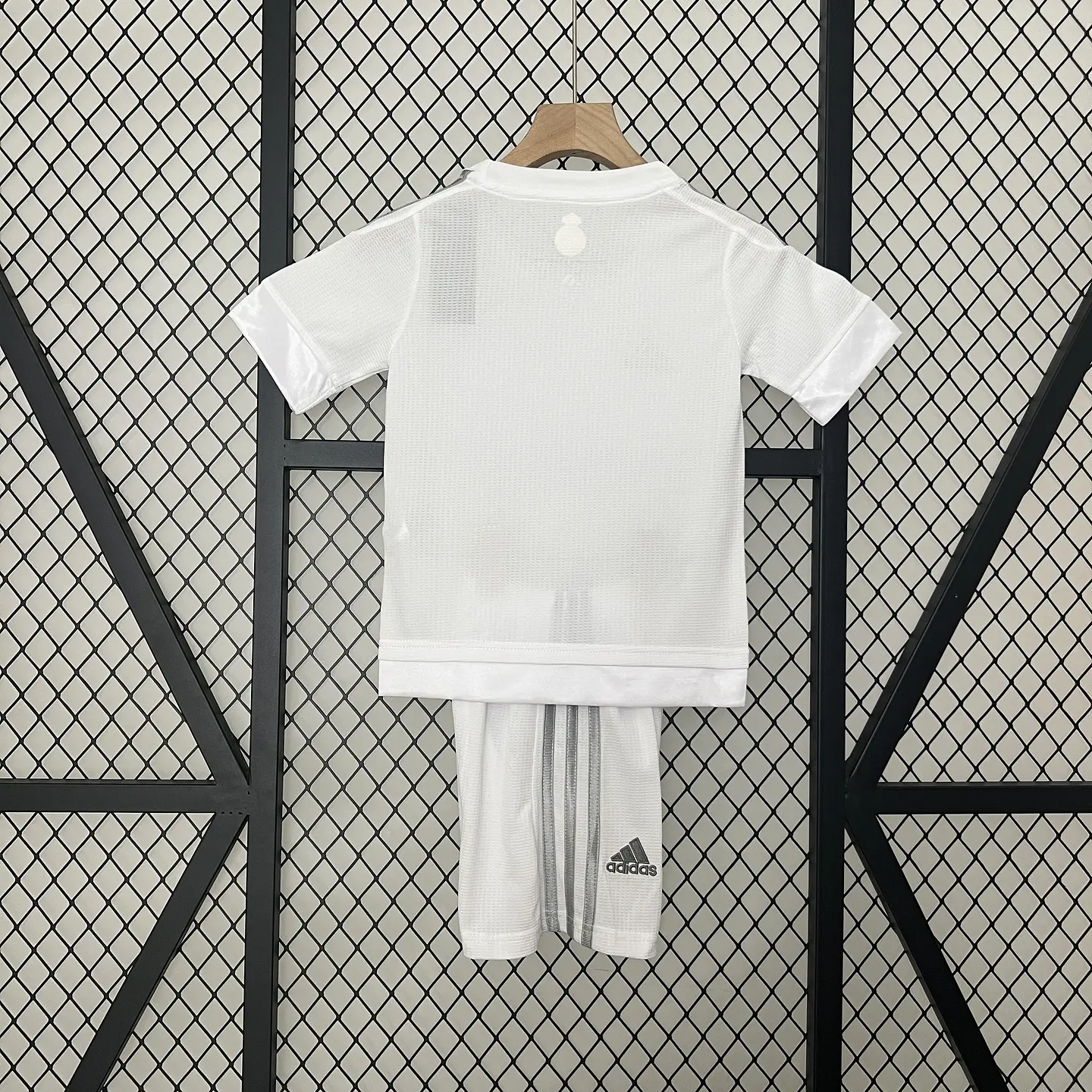 Real Madrid Home 15/16 Kit Criança 2