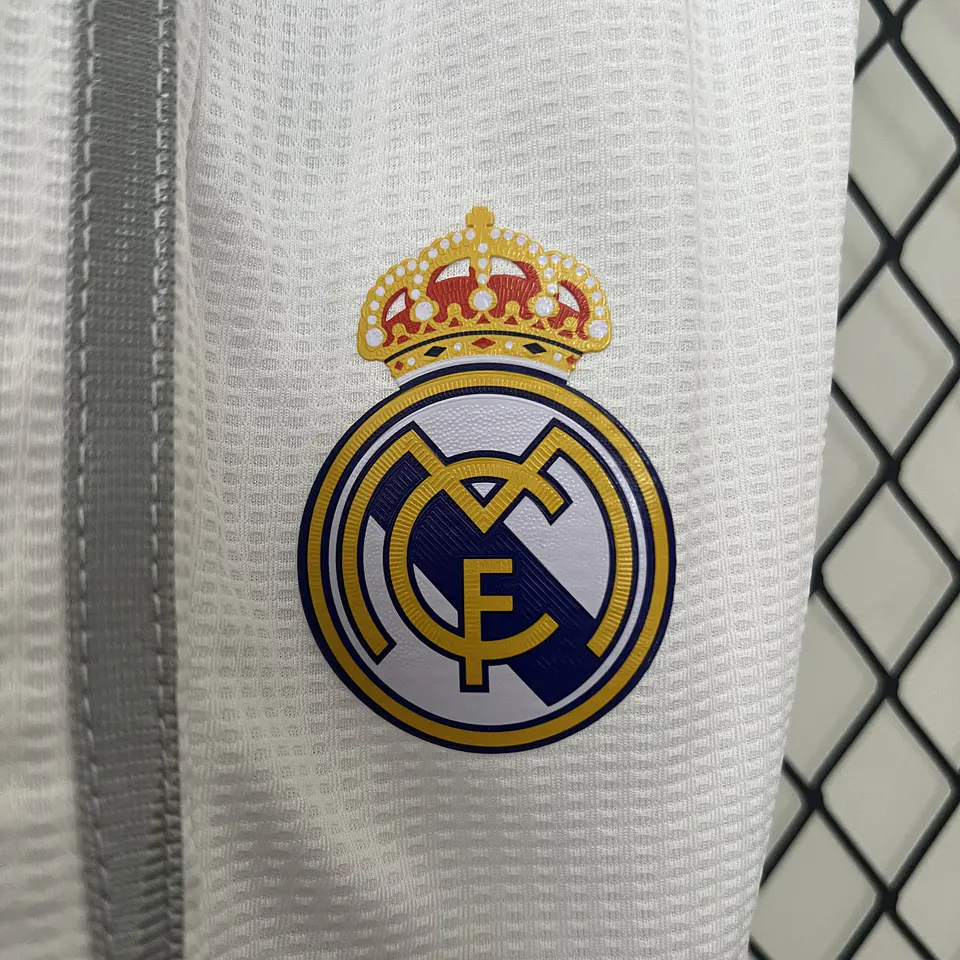 Real Madrid Home 15/16 Kit Criança 10