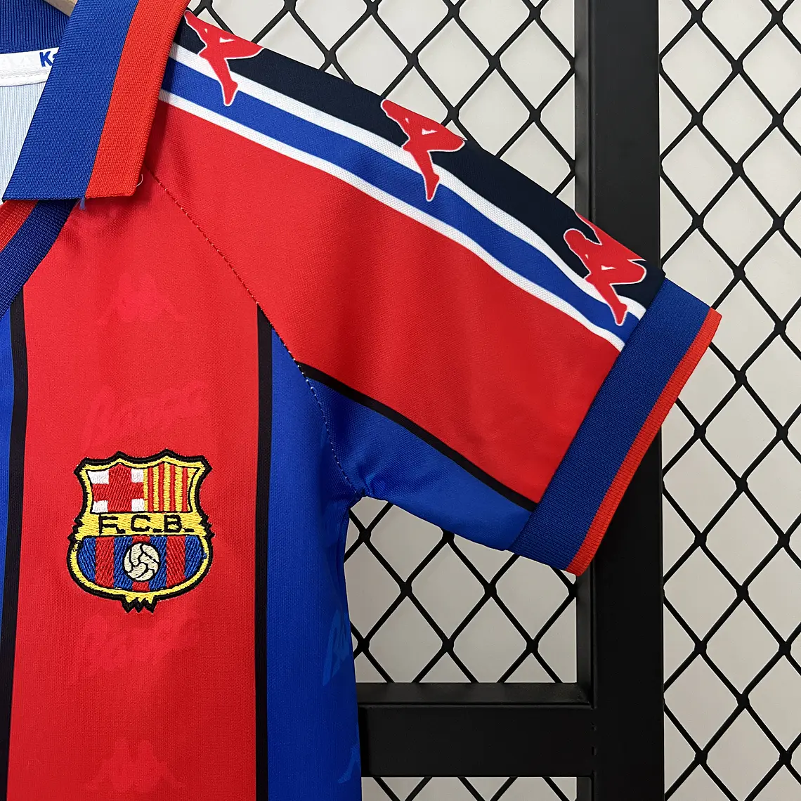 Barcelona Home 95/97 Kit-Criança 2