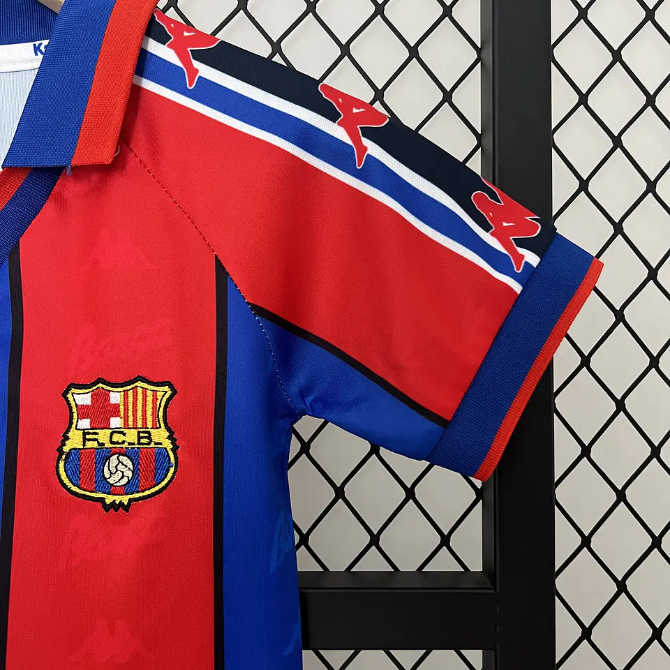 Barcelona Home 95/97 Kit-Criança 2