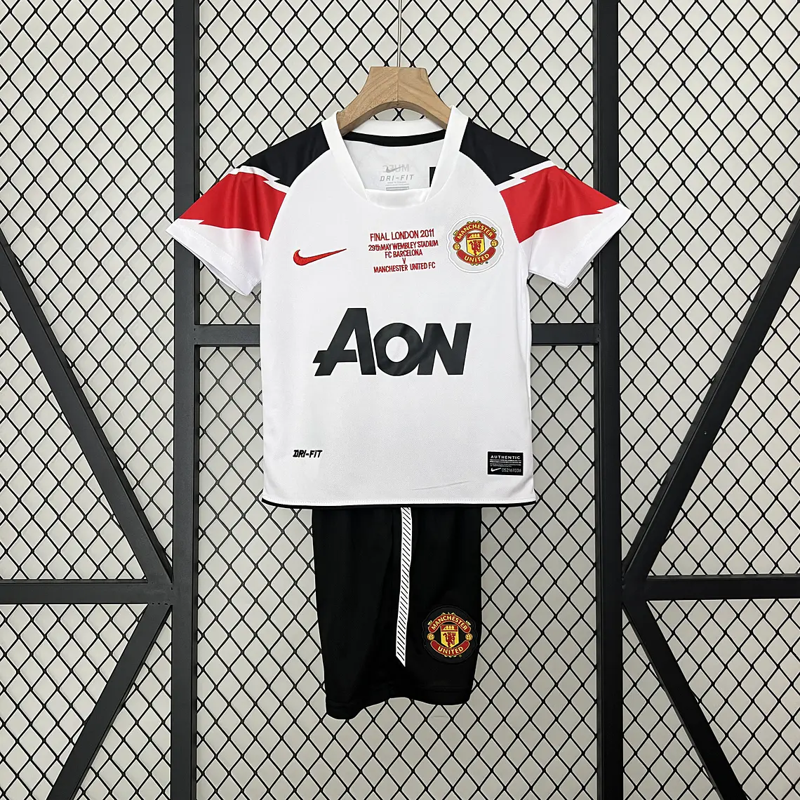 Manchester United Away 10/11 Kit-Criança 1