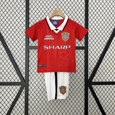 Manchester United Home 99/00 Kit-Criança