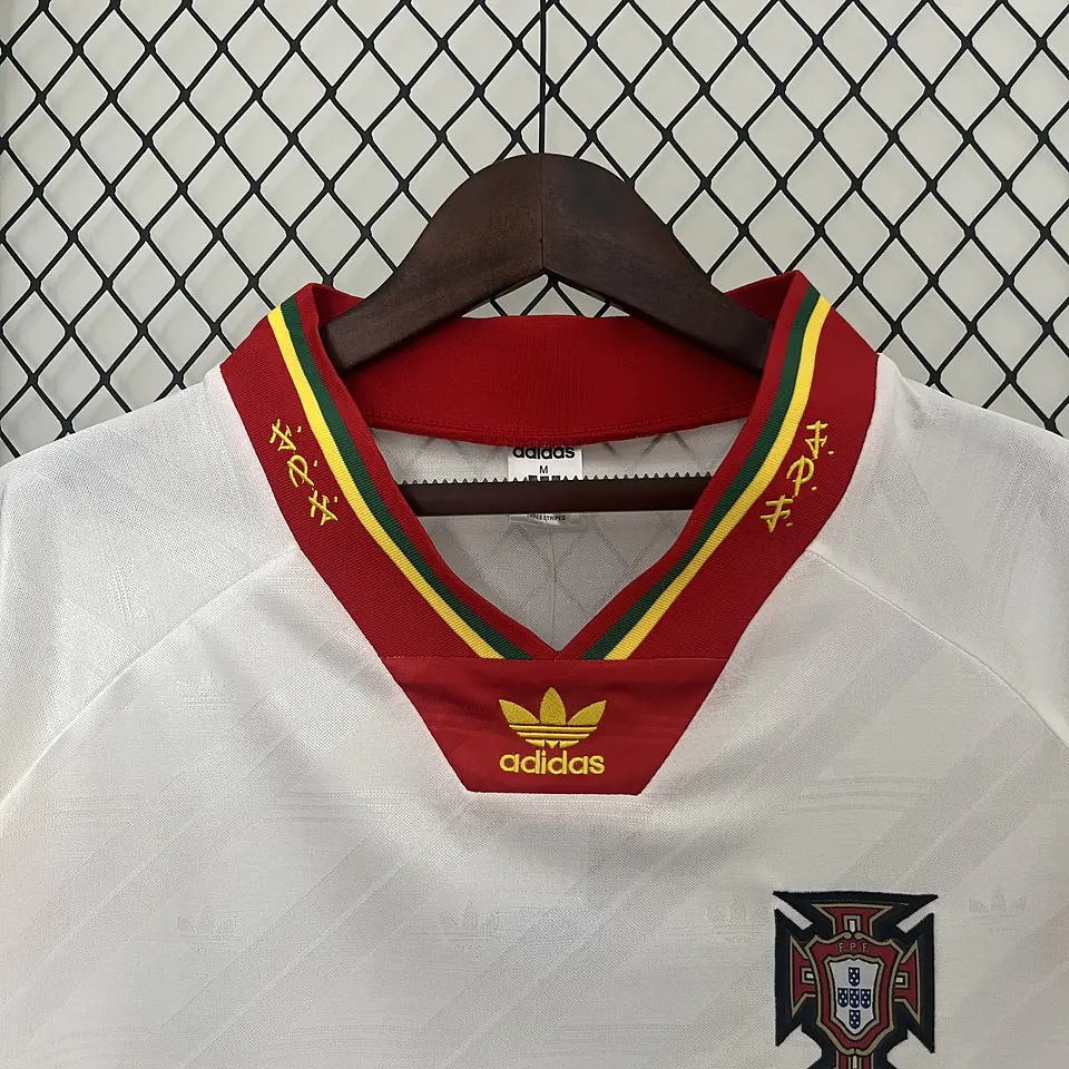 Portugal Away 92/94 3