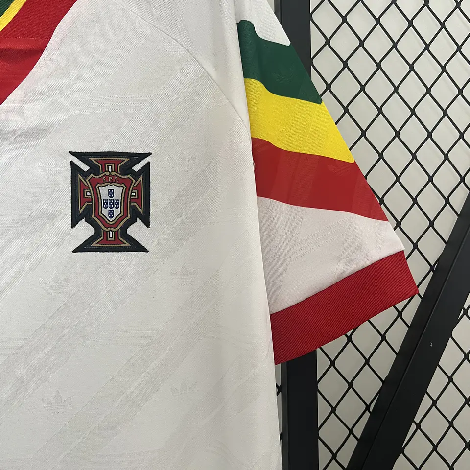 Portugal Away 92/94 6