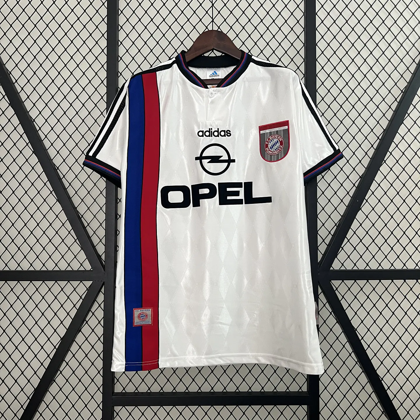 Bayern Away 96/98 2