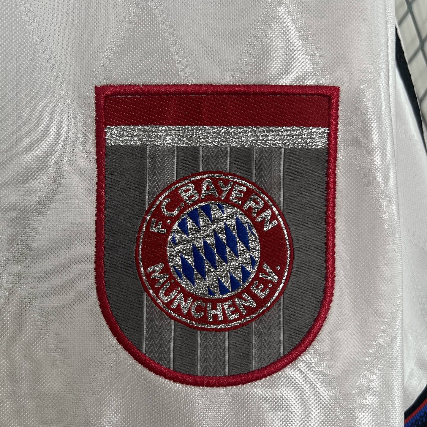 Bayern Away 96/98 7