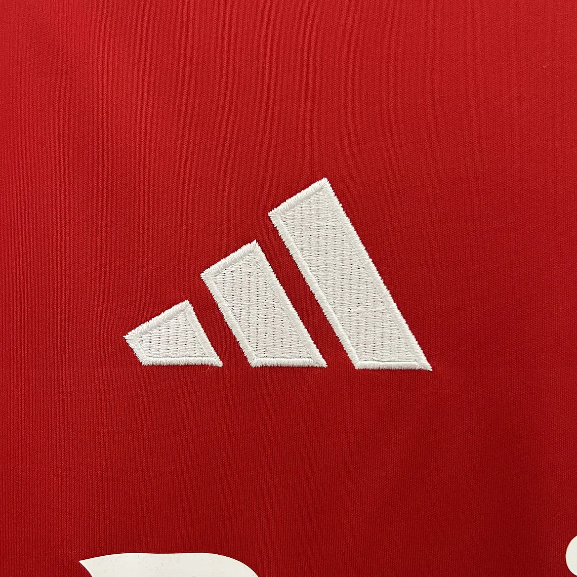 Arsenal Home 24/25 10