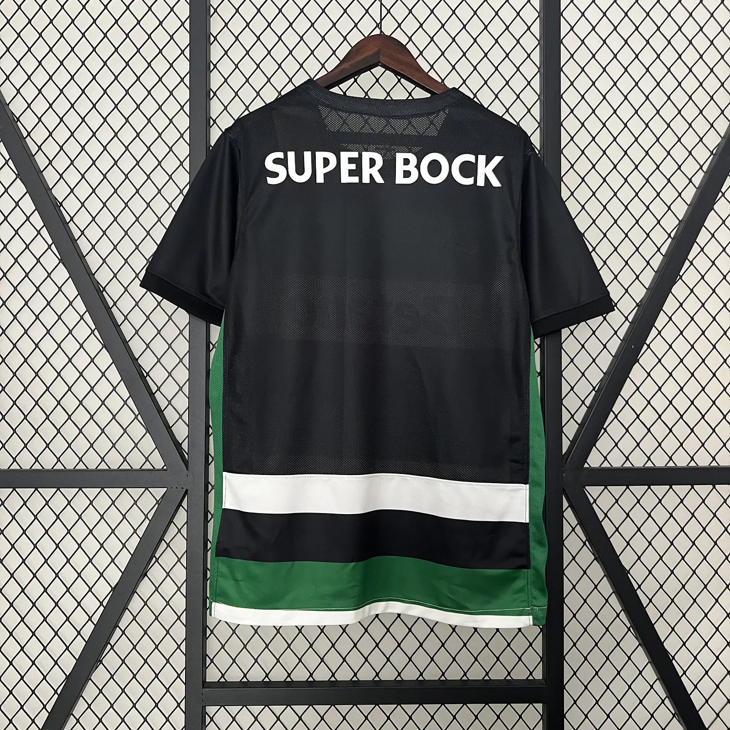 Sporting Home 24/25  4