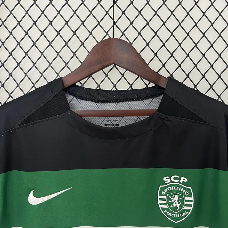 Sporting Home 24/25  3