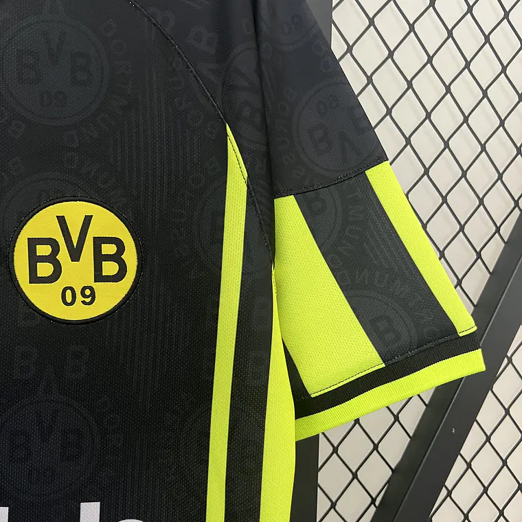 Dortmund Away 96/97 4