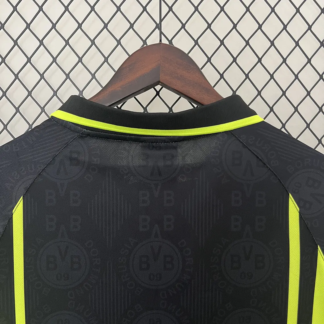Dortmund Away 96/97 6