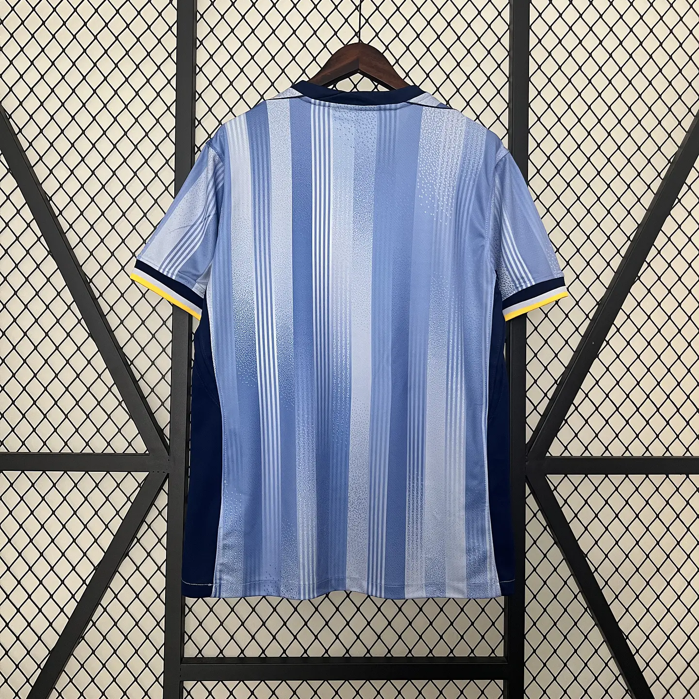 Tottenham Away 24/25 4