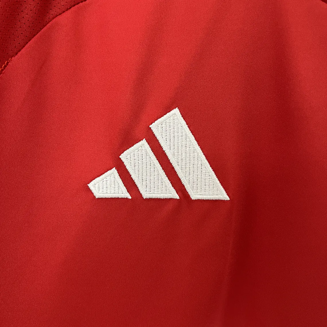 Manchester United Home 24/25 10