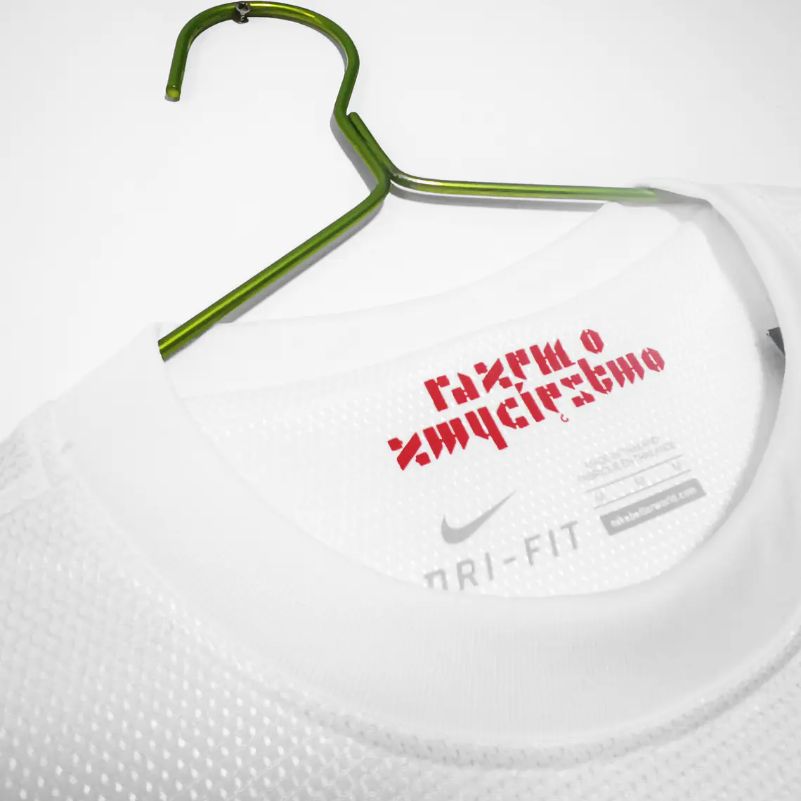 Polónia Home 2012 5
